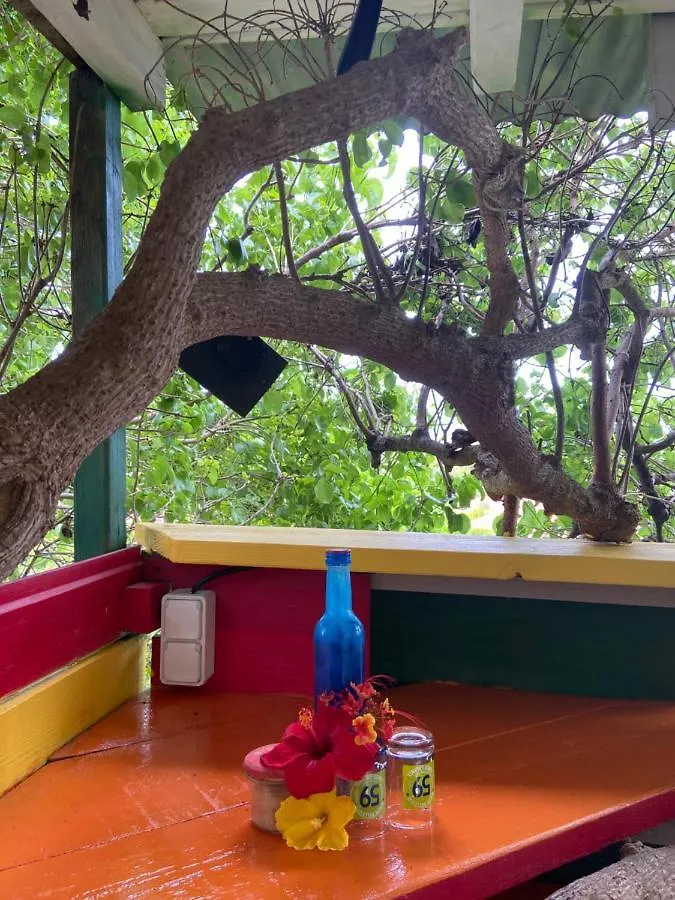 Holiday home Gites Titanse, La Cabane Dans L Arbre Capesterre